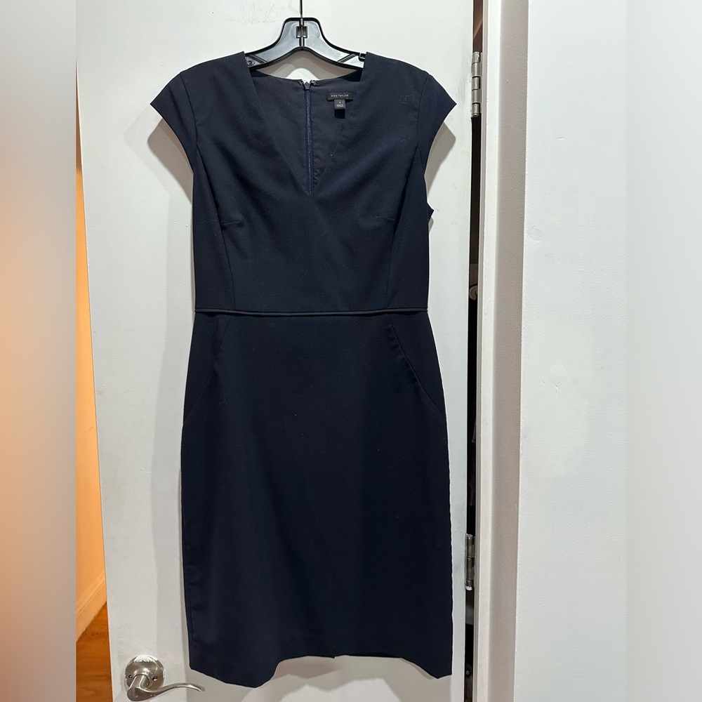 Ann Taylor Navy Shift Dress Size 4
